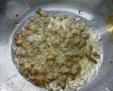 Foto langkah ke 1 dari resep Misoa Ayam Giling Tahu Goreng Telur Asin.