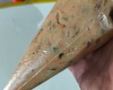 Foto langkah ke 3 dari resep Nori Chicken Roll.