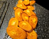 A picture of step 4 of Lemon madeleines🍋.