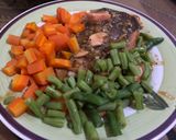Foto langkah ke 4 dari resep Salmon madu kecap soyu.