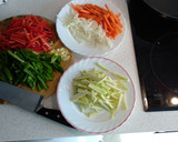 Foto del paso 1 de la receta: Fideos chinos con gambas
