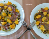 Foto del paso 7 de la receta: Ensalada de tomate, champiñón y mojama con cítricos
