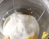 A picture of step 3 of Avocado mango banana smoothie.