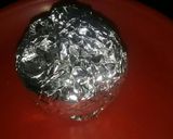 A picture of step 4 of No bake marie biscuitcake.