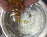 A picture of step 4 of Coconut healthy milky bar.