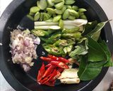 Foto langkah ke 2 dari resep Sotong cuka pete lada hitam.