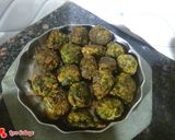 A picture of step 1 of Palak kofta with palak grevy.