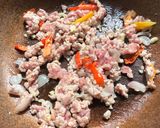 รูปขั้นตอนการทำที่ 1 ของ กวางตุ้งถั่วงอกผัดหมูสับ(Cha sayur)