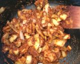 A picture of step 2 of Chicken & Tomato Curry.