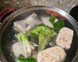 Foto langkah ke 1 dari resep Soto Ayam Bening.