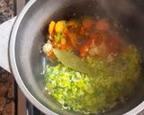 Foto del paso 2 de la receta: Guiso lentejas peladas c/húngaras