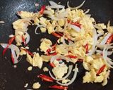 Foto langkah ke 2 dari resep Mi hun Bumbu Sambal Goreng.