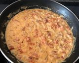 Foto del paso 7 de la receta: Espaguetis de arroz con salsa cremosa de jamón y ajo (picante)