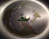 Foto del passaggio 7 della ricetta Mafalde con pesce persico, crema di peperoni, e zucchine grattugiate