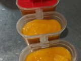 Helados tipo paleta de mango y yogurt