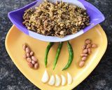 A picture of step 6 of Kolhapuri thecha(green chilli kolhapuri thecha).