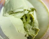 Hình bước làm 5 của món Vào bếp cùng con: Pudding rung rinh (thạch sữa trà xanh)