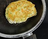 Foto del paso 3 de la receta: 361. Tortitas de calabacín sin huevo vegetarianas