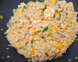 奶油鮭魚蝦仁蛋炒飯的食譜步驟4照片