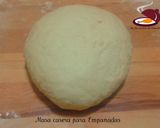 Foto del paso 1 de la receta: Masa casera para Empanadas