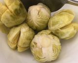 Hình bước làm 2 của món Bắp cải mi ni muối
