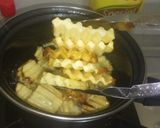 Foto langkah ke 6 dari resep Kentang goreng keriting.