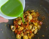 A picture of step 6 of Dhaba Style Spinach Mushroom 🍄‍🟫.