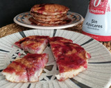 Foto del paso 10 de la receta: Tortitas con fresas y sirope de fresa