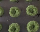 Foto langkah ke 7 dari resep Semprit Sagu Pandan.