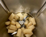 Foto del paso 3 de la receta: Crema tibia de Espárragos con Berberechos (Thermomix)