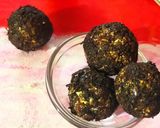 A picture of step 4 of Chia oats truffle.