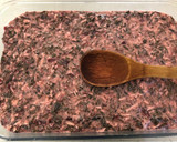 Foto del paso 4 de la receta: Budín de hojas de betarragas y queso