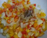 Foto langkah ke 5 dari resep Orak Arik Telur Paprika.