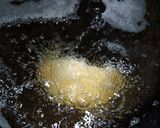 A picture of step 7 of Potato Wedges Fritters.