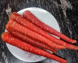 A picture of step 1 of Gajar Halwa.
