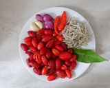 Foto langkah ke 1 dari resep Oseng kulit melinjo ikan teri.