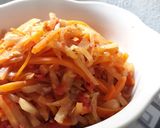 Hình bước làm 3 của món Su hào xào cà "dốt" 🥕🥕