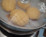 Foto langkah ke 7 dari resep DS7. Roti Melon Doraemon Abal Abal (no oven, no mixer).