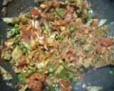 A picture of step 5 of Tomato Pulao (mumbai street style).