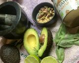 Une image de l'étape 5 de 🌿GUACAMOLE 🥑 SAVEURS DE PROVENCE 🌶️🌿🐝.