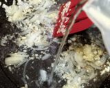 Foto langkah ke 3 dari resep Sup Jagung Wortel Ayam.