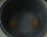 Foto langkah ke 1 dari resep Telur sambal terasi ala anak kos.