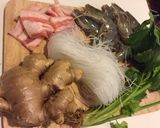 รูปขั้นตอนการทำที่ 2 ของ กุ้งอบวุ้นเส้น หม้อหุ้งข้าว