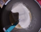 Foto langkah ke 4 dari resep Bolu kukus pisang.