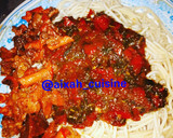 A picture of step 2 of Spaghetti with stew.