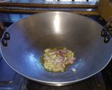 A picture of step 2 of Lauki Chana Masala.