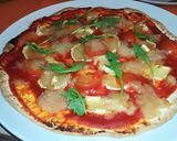Foto del paso 5 de la receta: Pizza de base de tortilla de harina