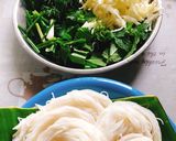 รูปขั้นตอนการทำที่ 4 ของ ขนมจีน น้ำยาลาว ขาไก่