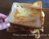 Foto langkah ke 11 dari resep Roti Lapis Kubis.