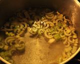 Foto del paso 3 de la receta Sopa a la Gabriel y guisada